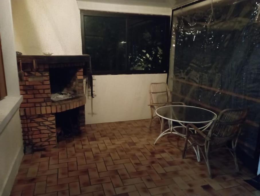 דירות Courcouronnes 3 Pieces Calme, Terrasse Et Parking Prive מראה חיצוני תמונה